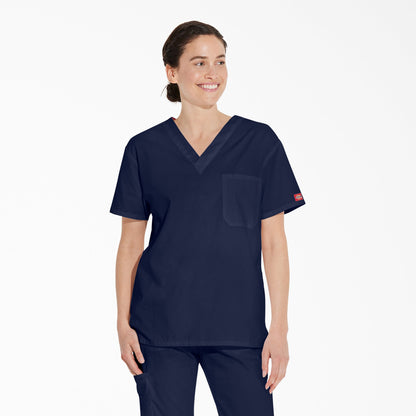 Unisex EDS Signature V-Neck Scrub Top | Dickies US - US 5744