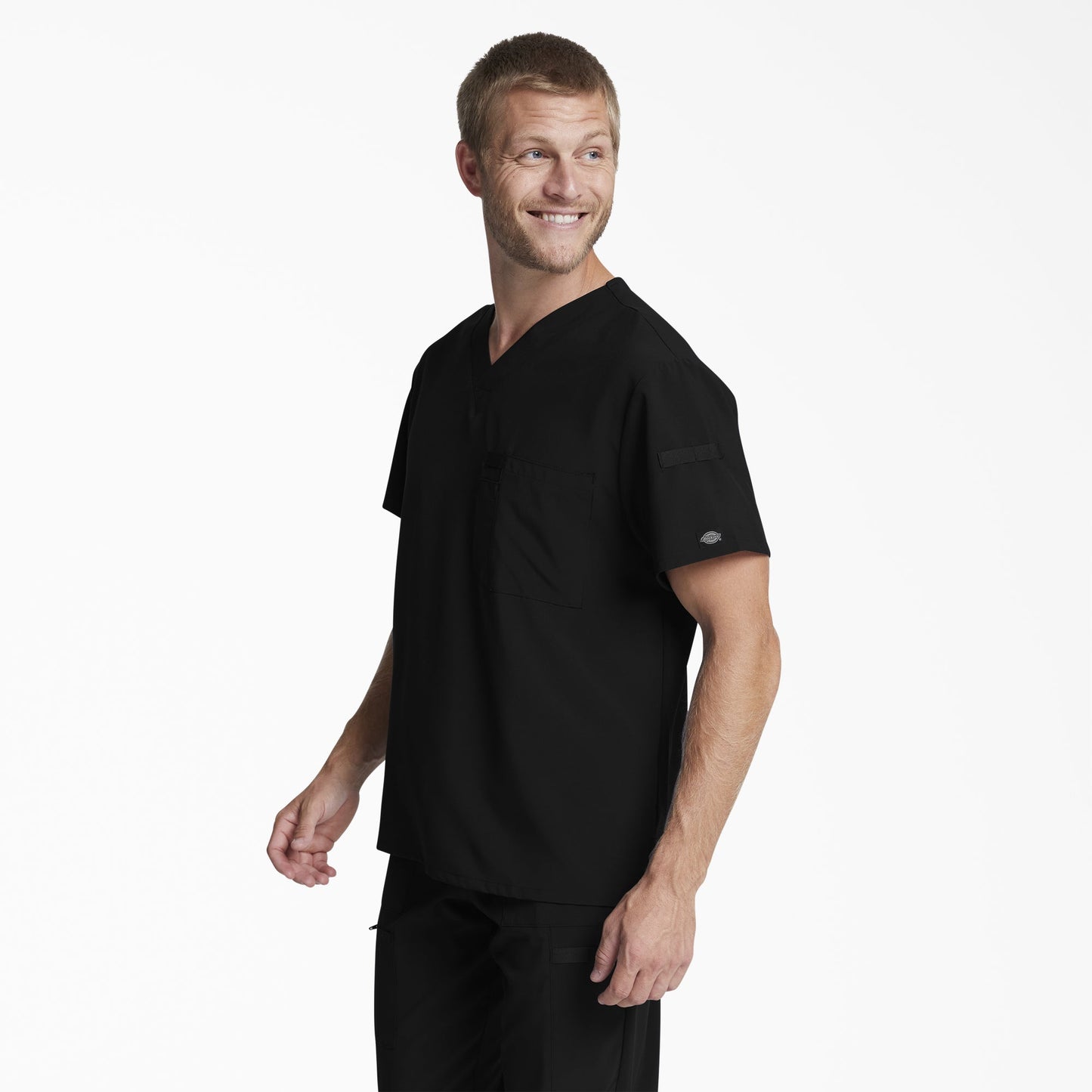 Men's EDS Essentials Tuckable V-Neck Scrub Top | Dickies outlet
